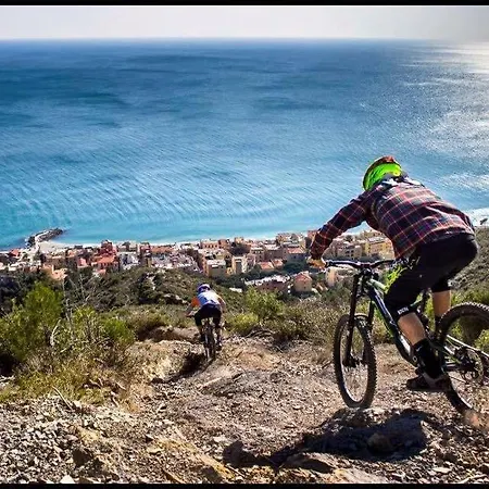 Finale Freeride Outdoor Village Camping *